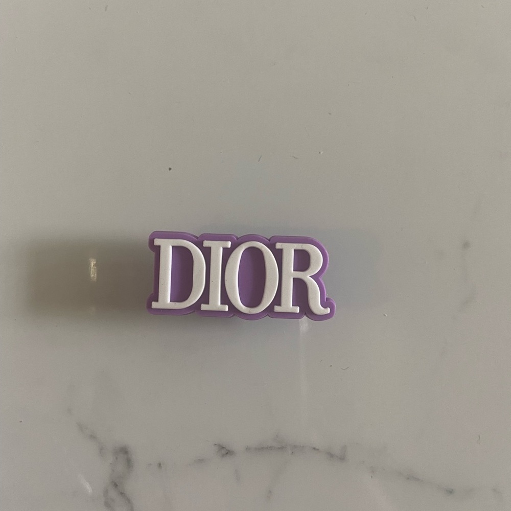 Designer logo crocs charms (purple)